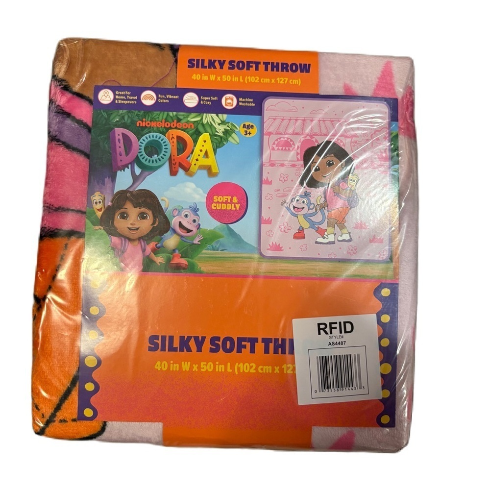Nickelodeon Dora the Explorer Silky Soft Throw Blanket NEW Pink Kids Boots